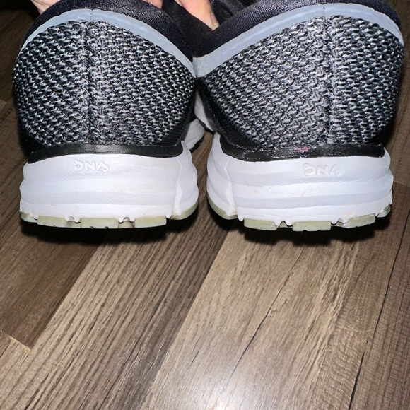 Brooks Revel Black and Gray Running Shoes - Picture 6 of 12